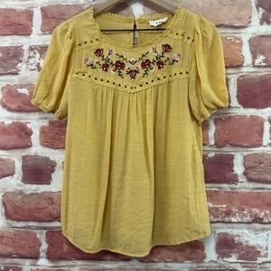 Mine Top Women's Medium Yellow Boho Floral Embroidered Casual Crinkle Shirt
